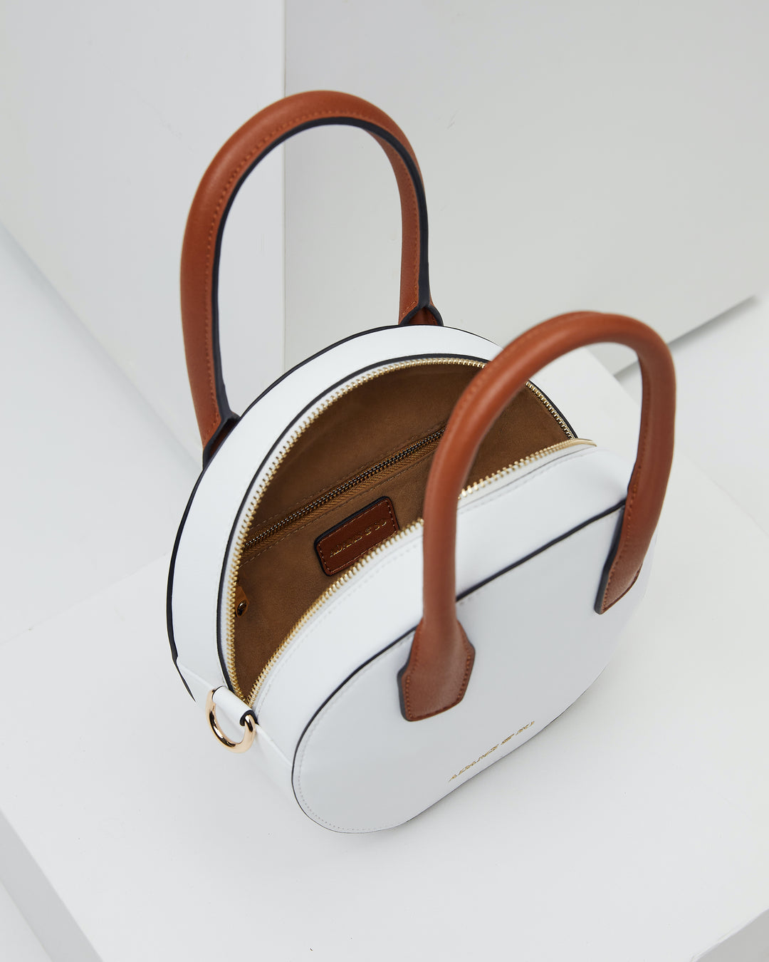 OXO - White